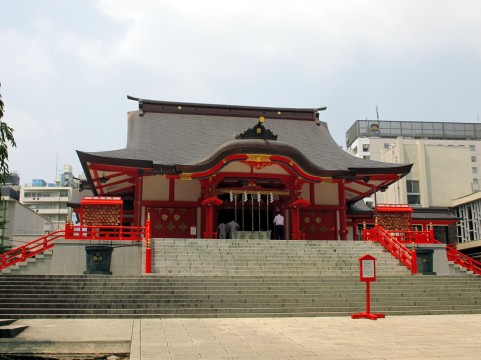 花園神社